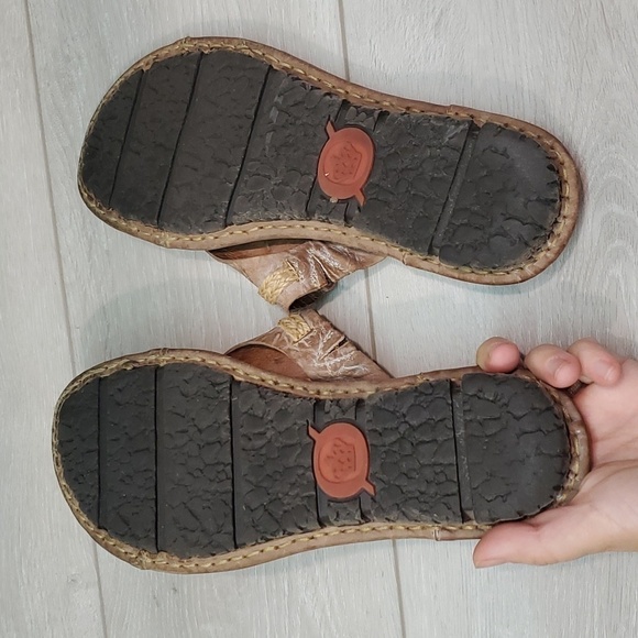 Born Women Gannet Comfort T strap Vintage Sandals shoes sz 8 - Picture 9 of 10